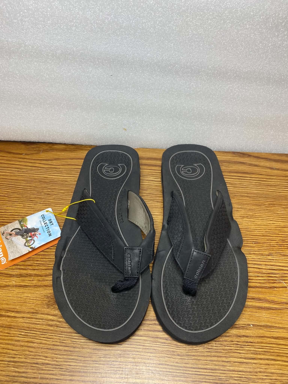 Cobian Men's DRT Collection Flip-Flops Sandals Black Size 10M Endless Comfort